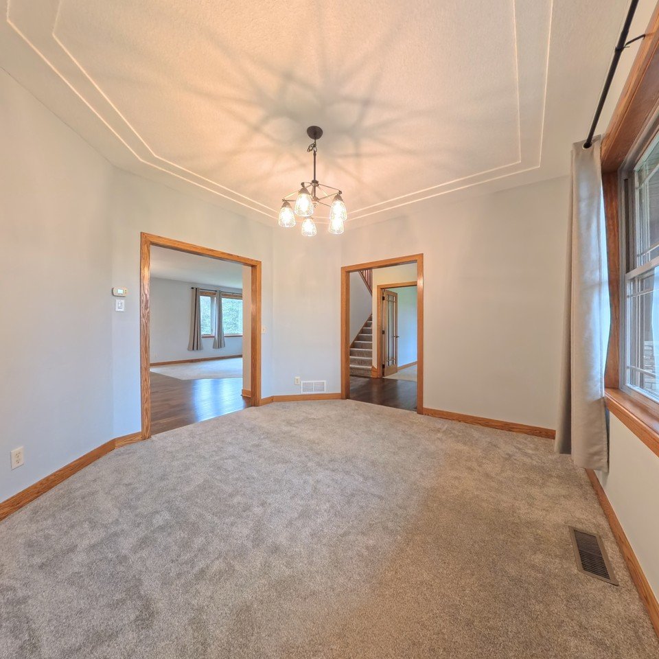 11956 Castle Rock Ct N #1 - Photo 4 of 41