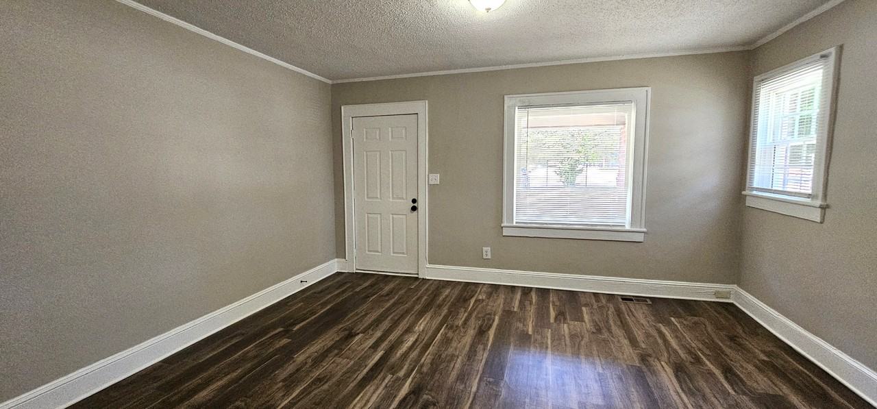 1215 Arlington St #1 - Photo 4 of 14