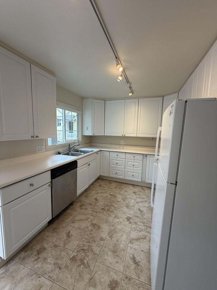 506 Sonoma Ave #1 - Photo 5 of 16