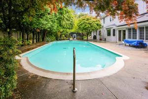 featured image of 1755 Glastonberry Rd