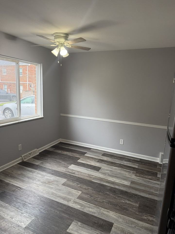 901 N Meadows Ct #D - Photo 5 of 30