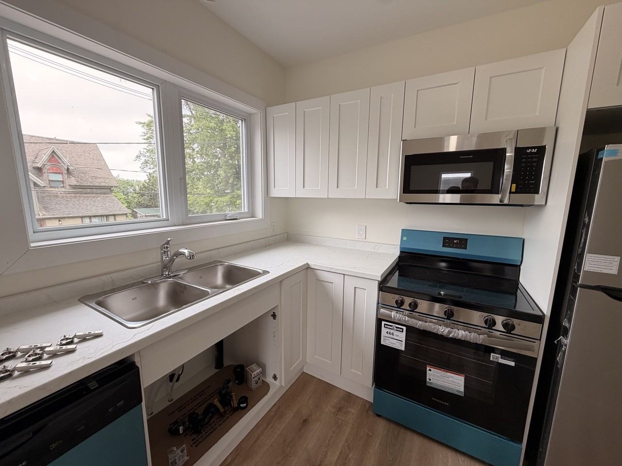 135 Spring St Uppr #2 - Photo 2 of 27