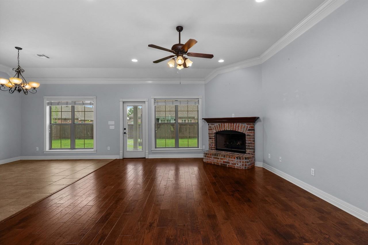 495 Half Moon Ln #1 - Photo 2 of 28