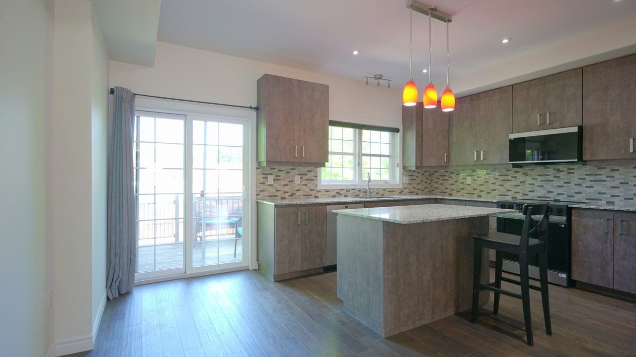 50 Robert Peel Rd #FH - Photo 6 of 33