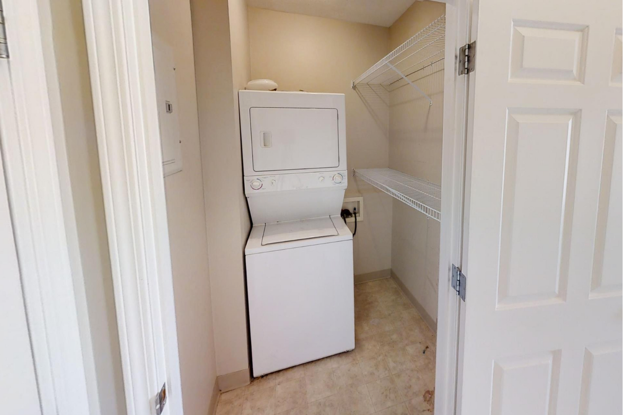 9914 101 Avenue - 207Renaissance #207 - Photo 7 of 18