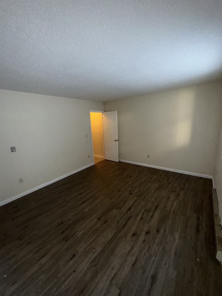 318 E 5th Ave 6 Galaxy - 1Apt 6 #1 - Photo 5 of 5
