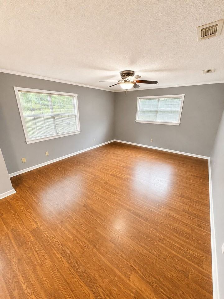 436 E Mckinley Ave - Photo 6 of 14