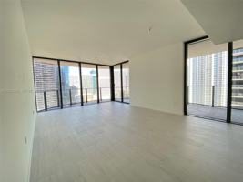 featured image of SW 9th St & S Miami Ave