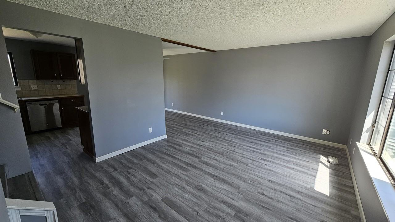 6834 E Winterberry Cir #1 - Photo 2 of 11