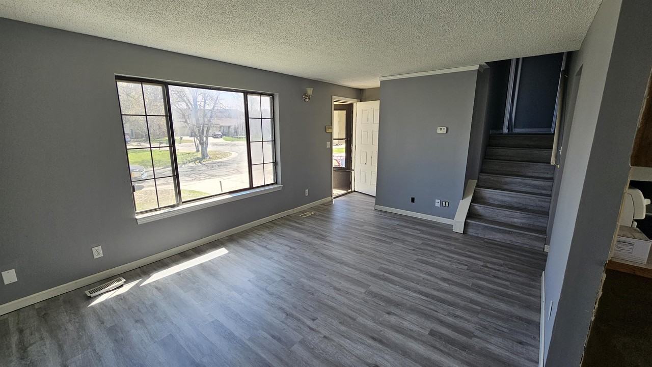 6834 E Winterberry Cir #1 - Photo 3 of 11
