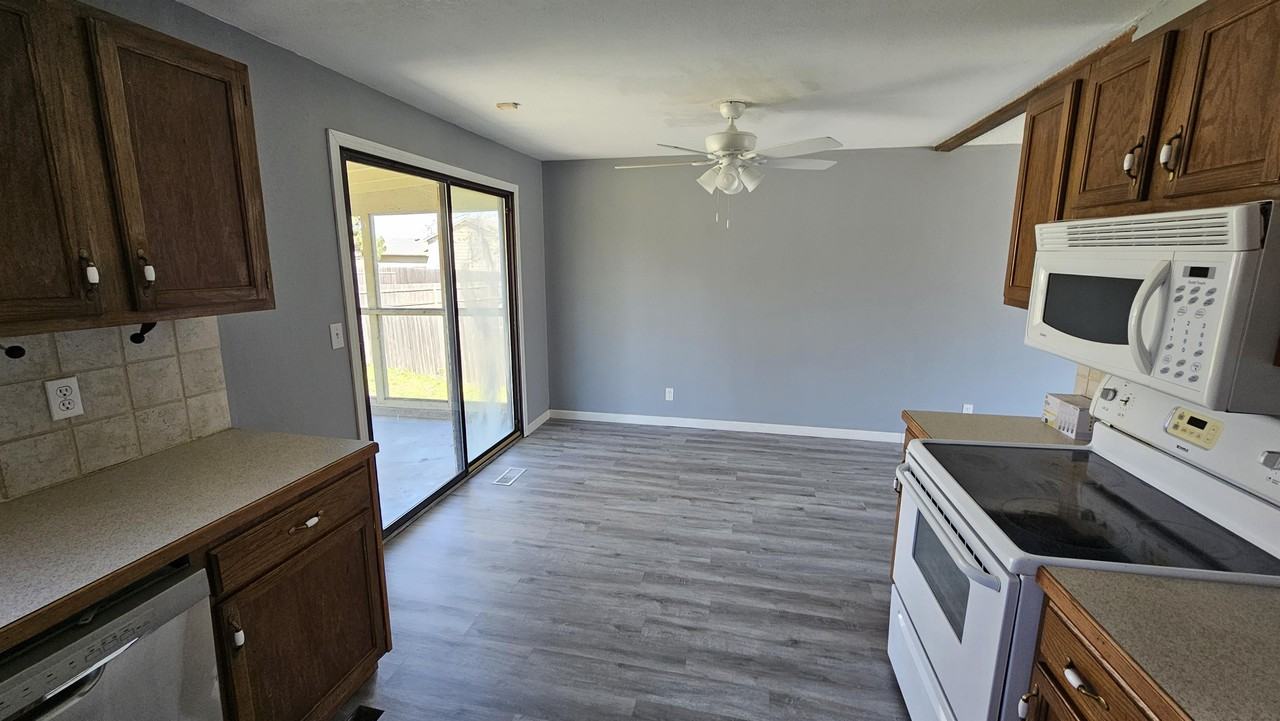 6834 E Winterberry Cir #1 - Photo 6 of 11