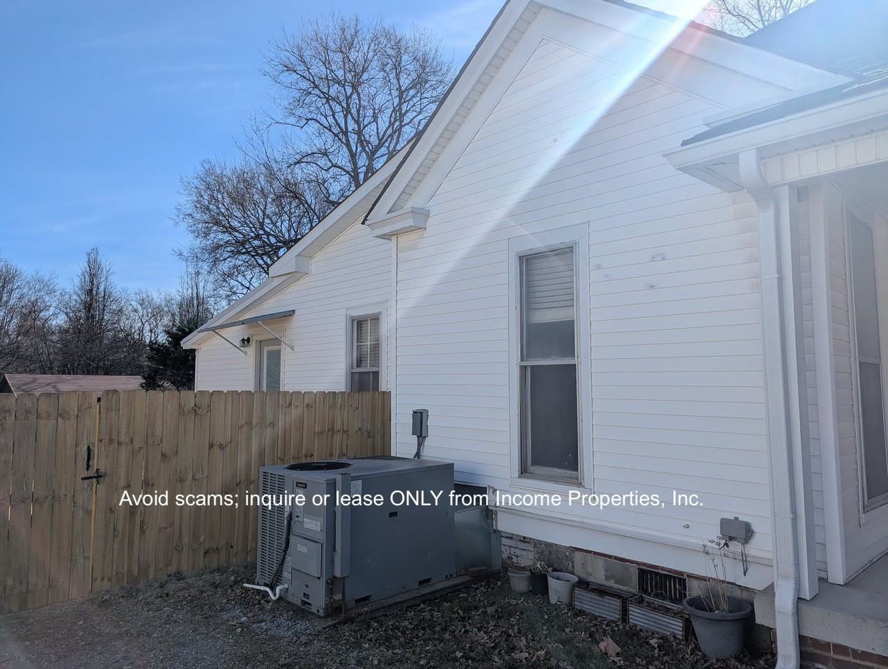 209 S Greenwood St #1 - Photo 6 of 31