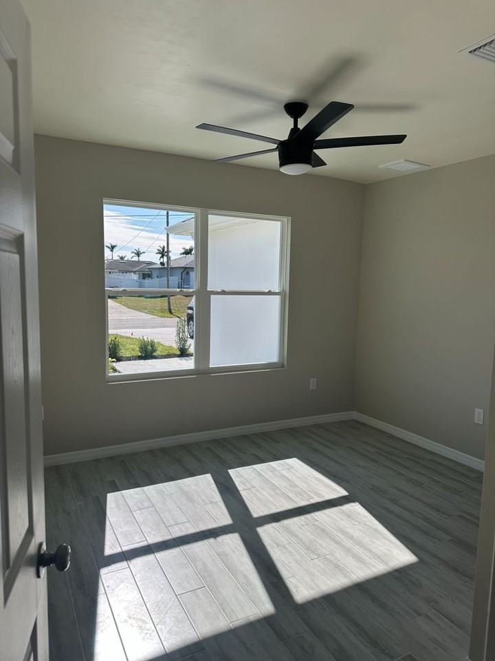921 Nw 16th Ter - Photo 7 of 10