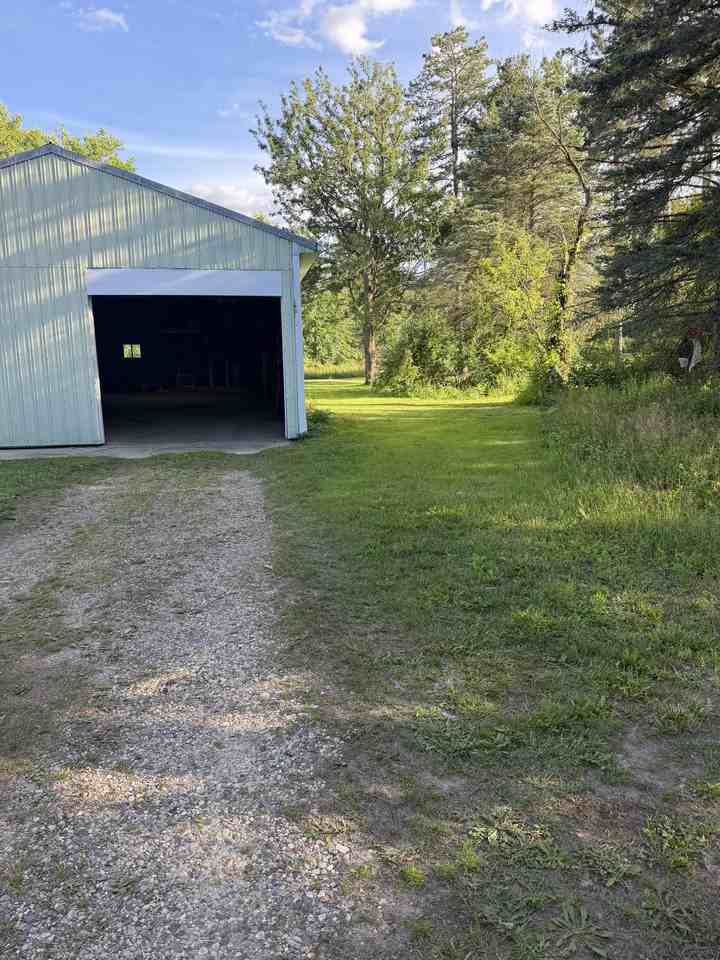 6916 Billwood Hwy #1 - Photo 7 of 35