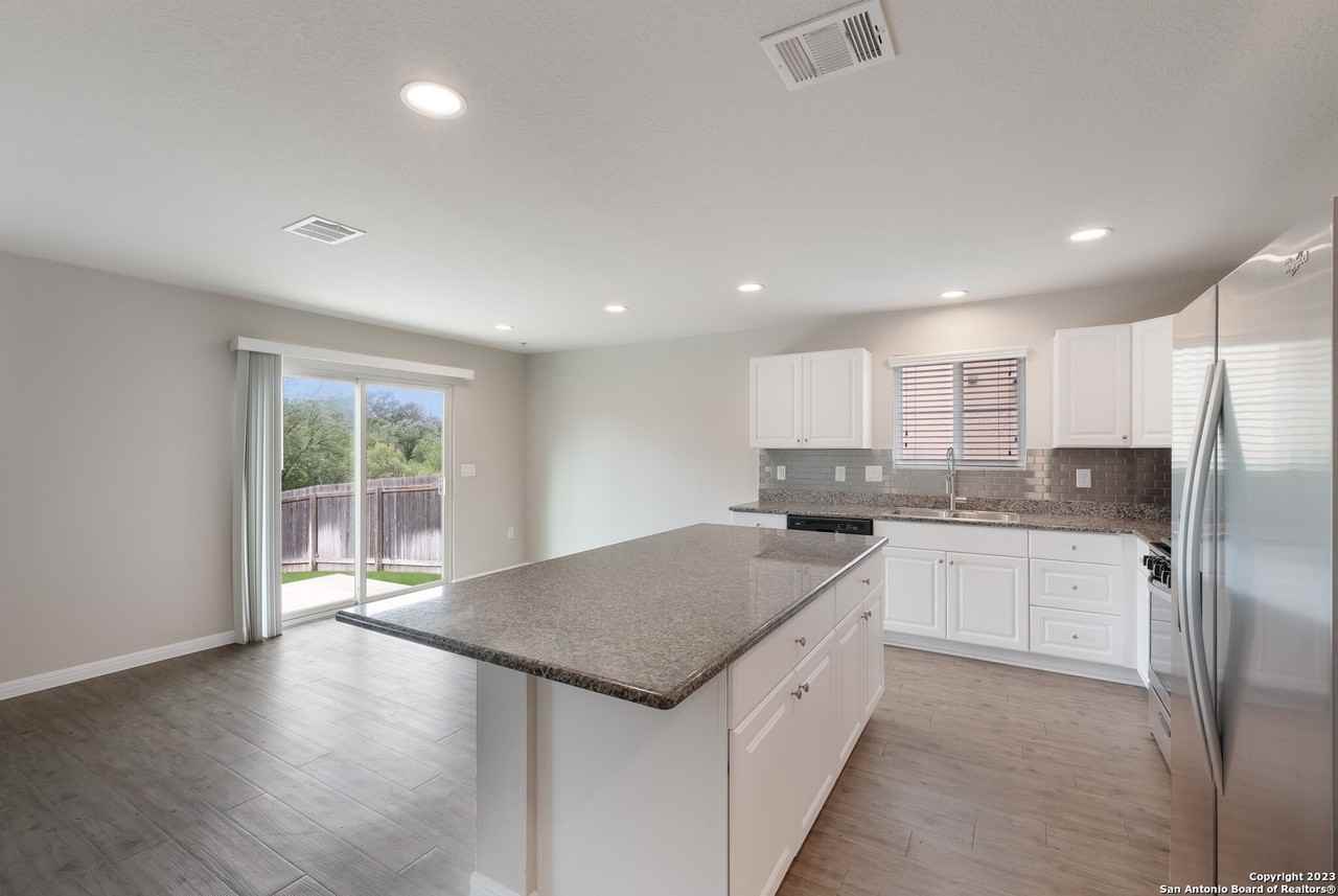 10102 Relic Oaks #1 - Photo 5 of 17