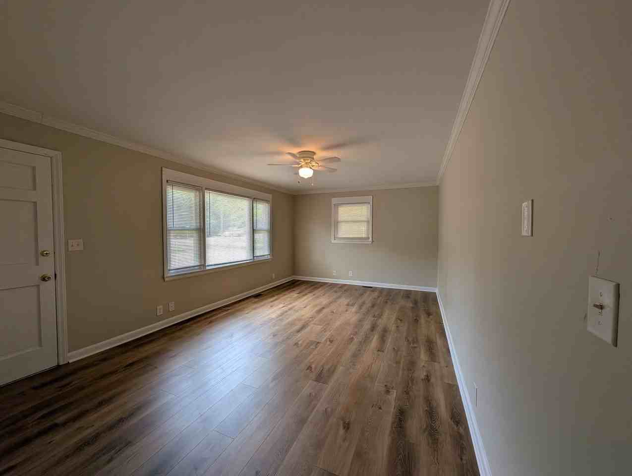 1125 Dallas Stanley Hwy - Photo 2 of 8