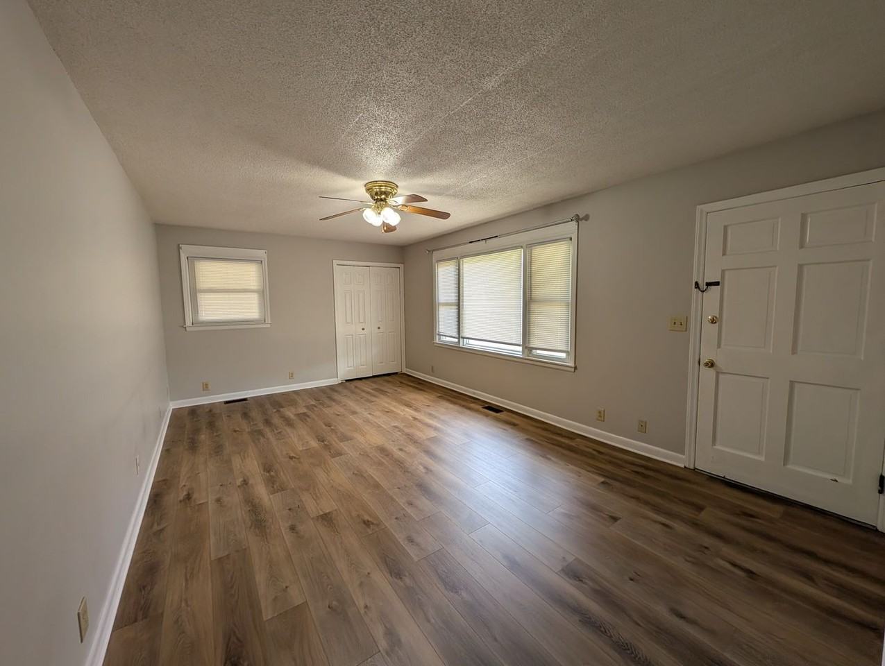1127 Dallas Stanley Hwy - Photo 2 of 7