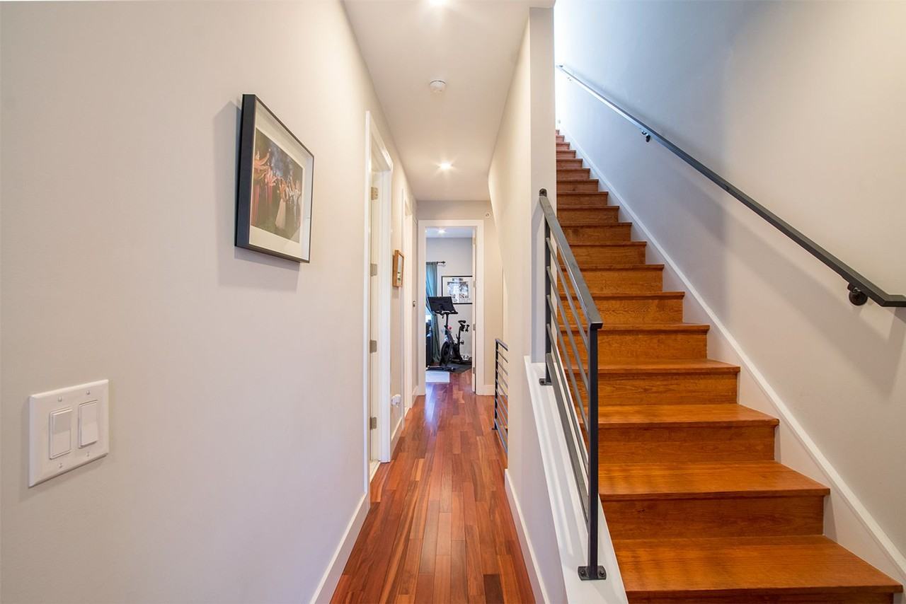 1842 Frankford Ave - Photo 7 of 28