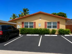 920 SW 15 Terr - Photo 1 of 1