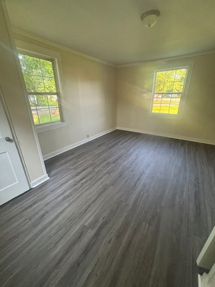 115 Miller Blvd - Photo 3 of 9