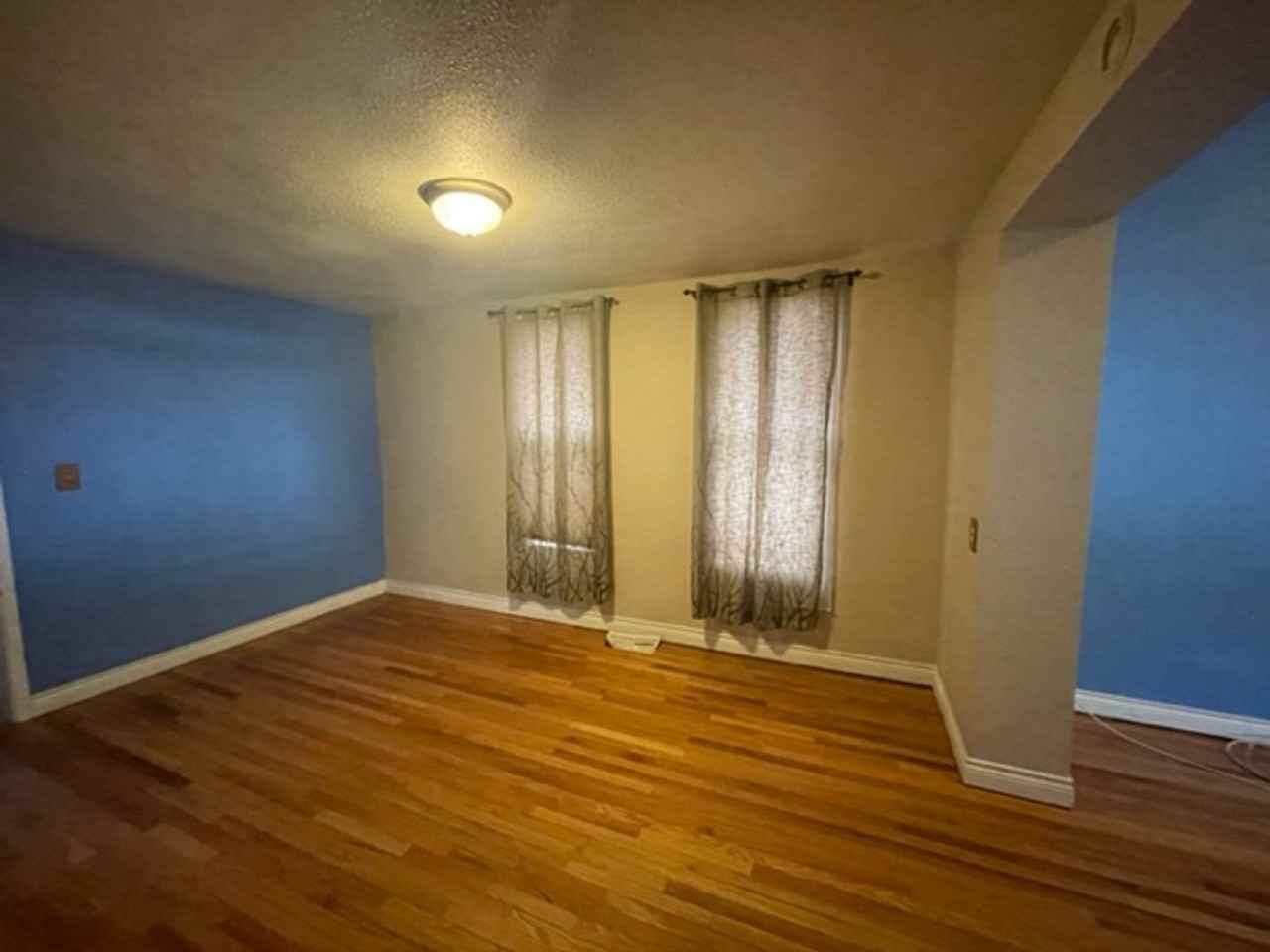 3418 N Humboldt St - Photo 5 of 18