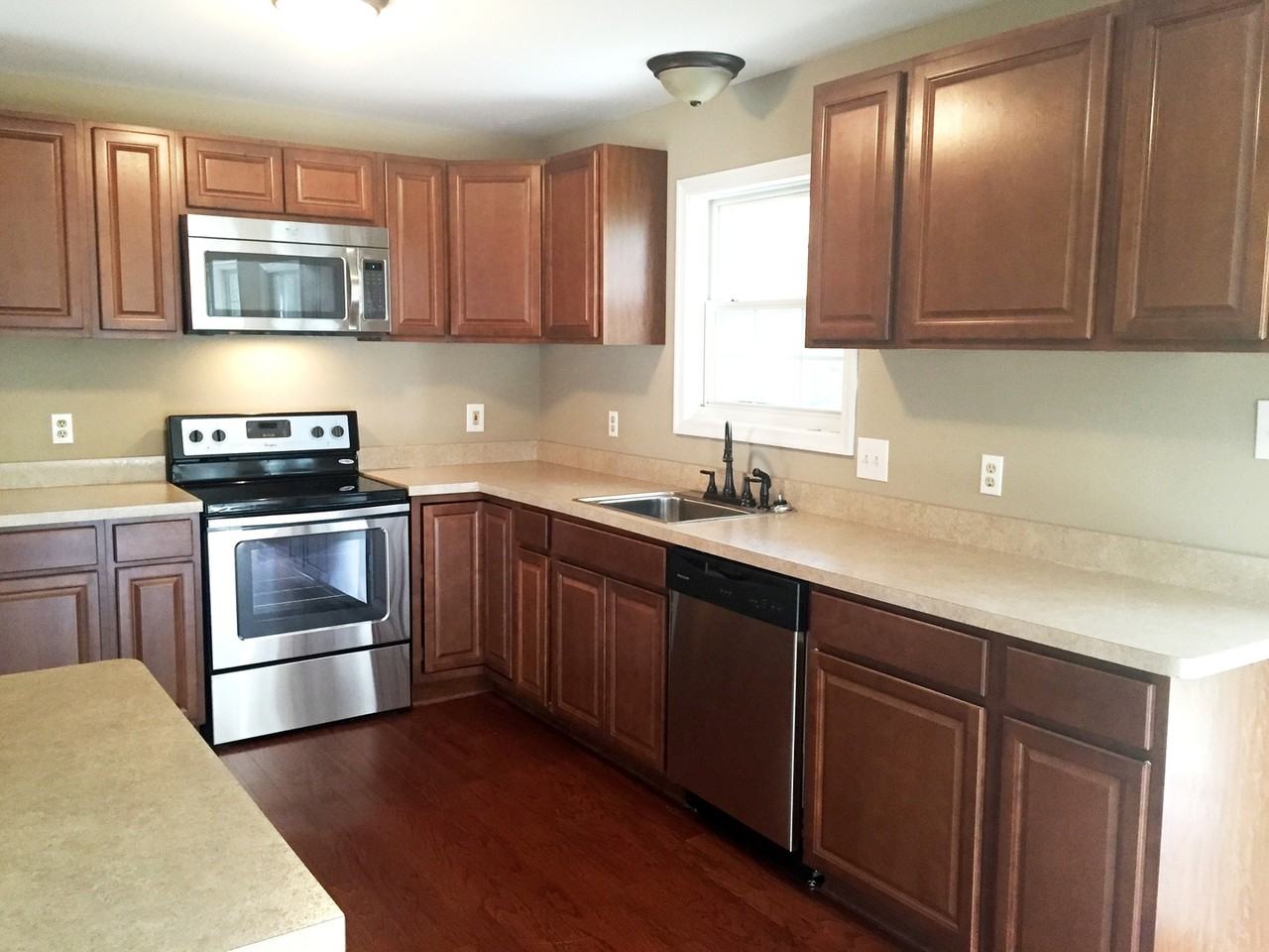 96 Tanterra Dr - Photo 4 of 18