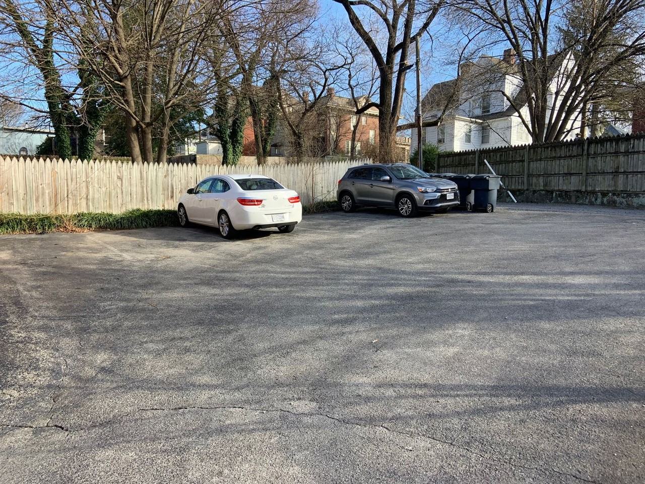 420 Albemarle Ave Sw - Photo 2 of 8