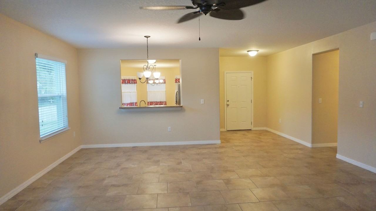 1445 Wallace Manor Pass - Photo 4 of 24