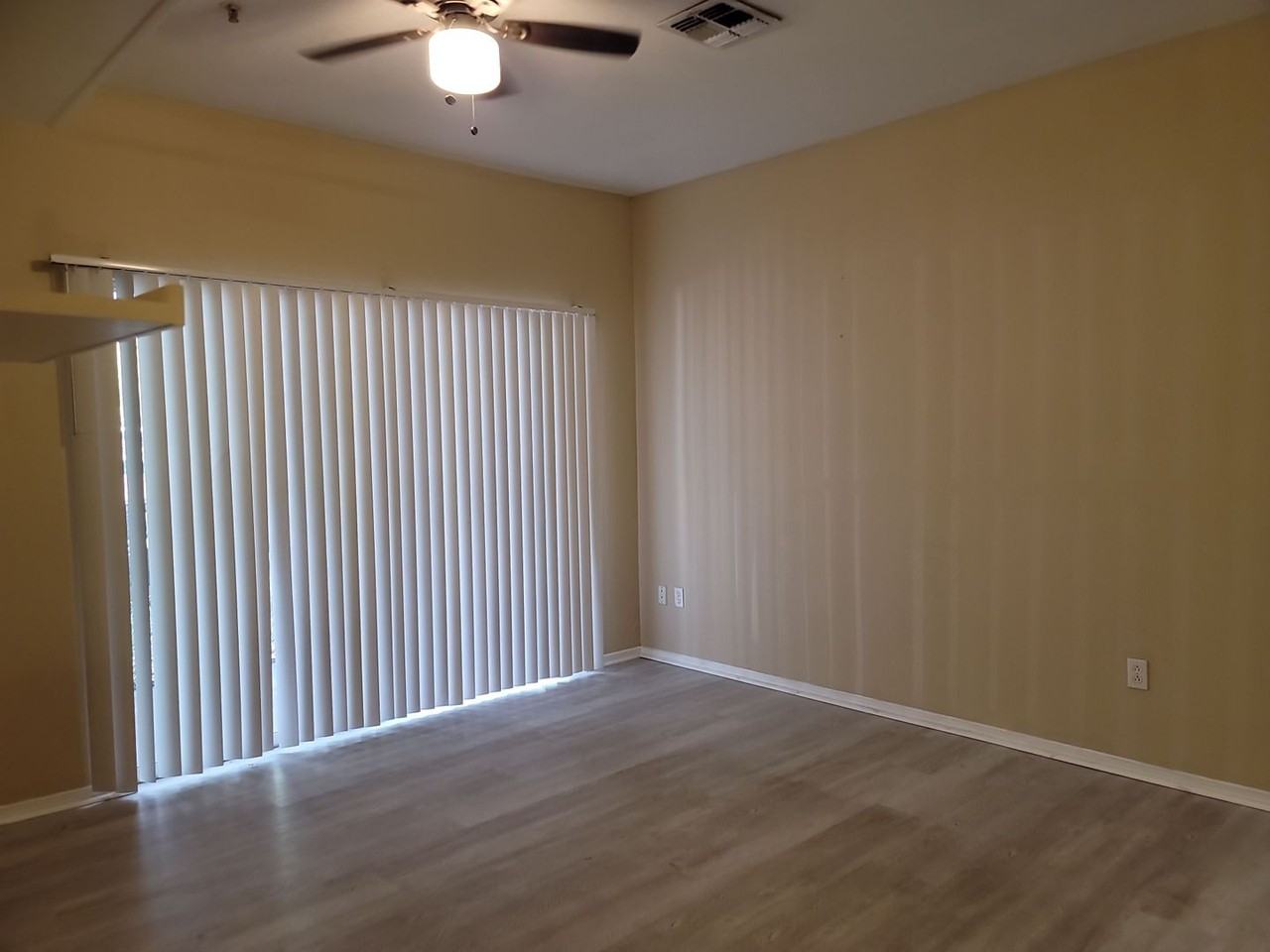 12906 Sanctuary Cove Dr - Photo 3 of 10