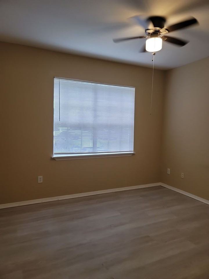 12906 Sanctuary Cove Dr - Photo 5 of 10