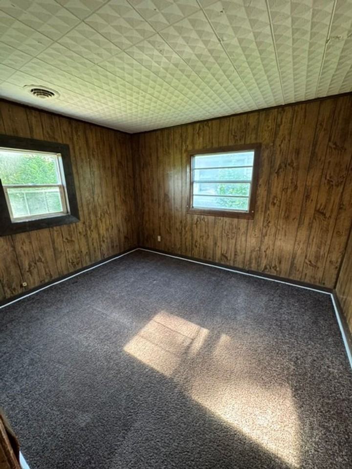 4129 Robinwood Dr - Photo 4 of 6