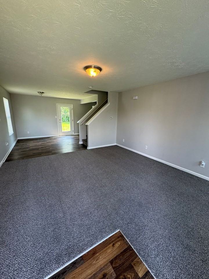 3371 Fall Valley Dr - Photo 2 of 17