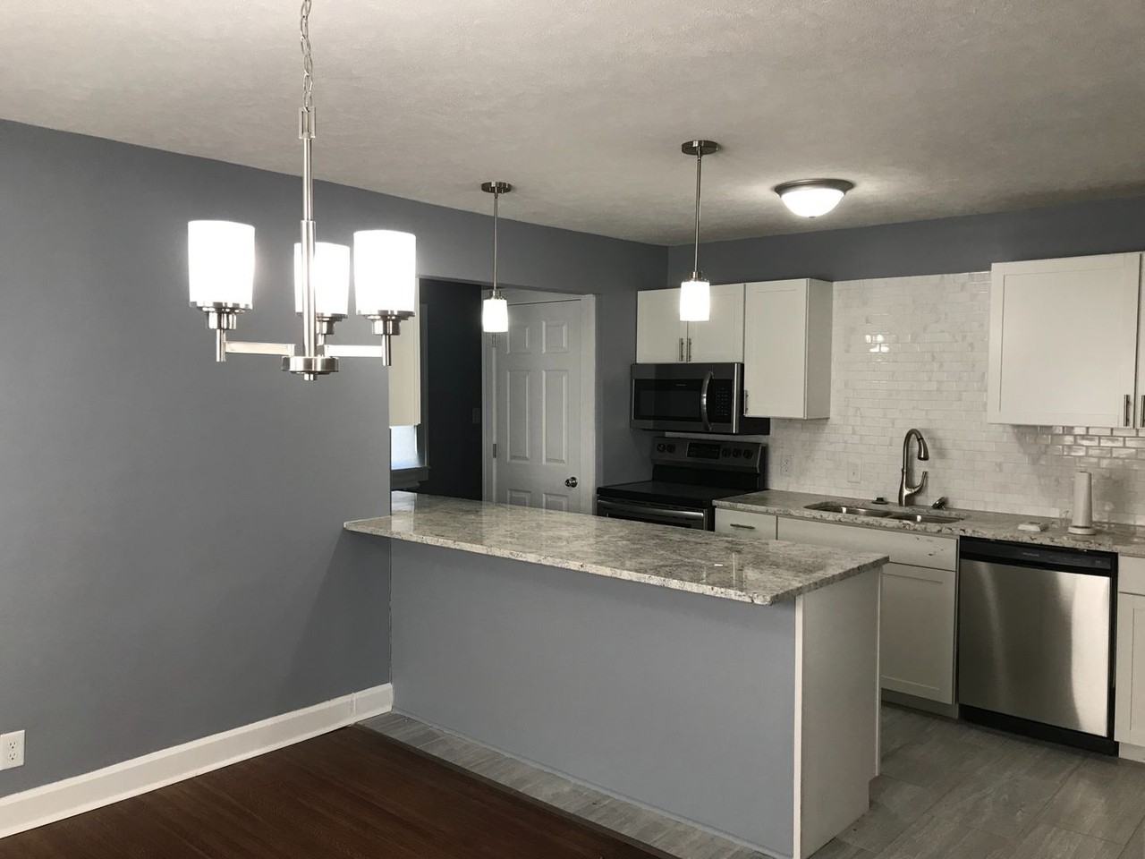 1408 N Euclid Ave - Photo 6 of 14