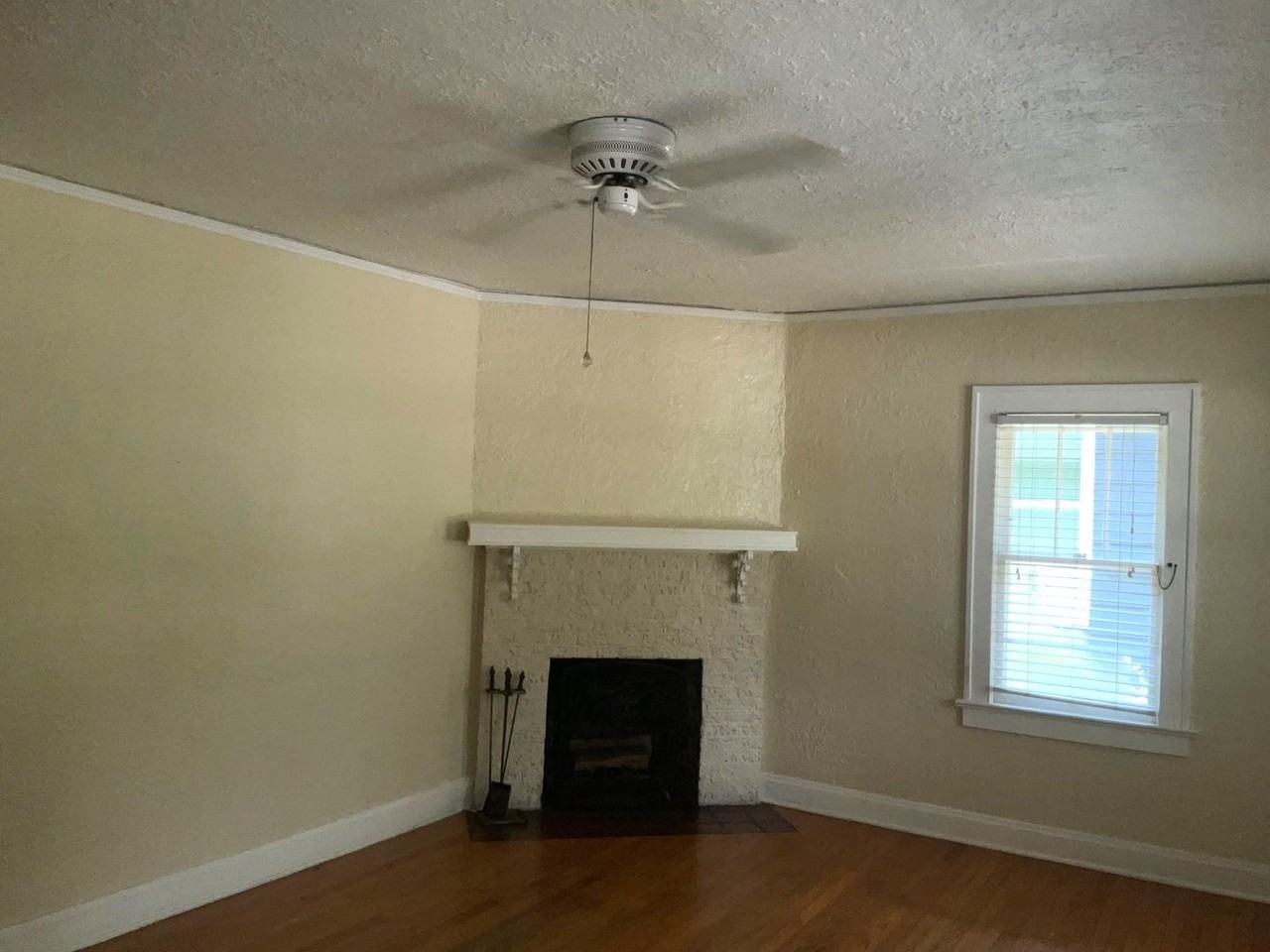 1601 E Jefferson St - Photo 4 of 7