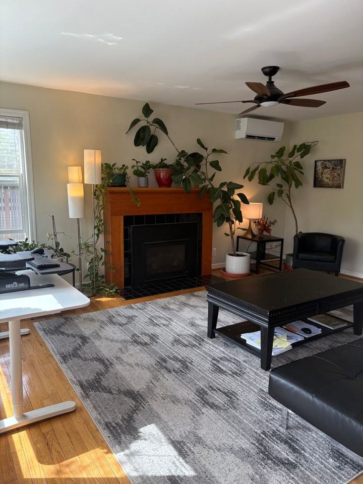 528 Nw 17th St - Photo 5 of 18