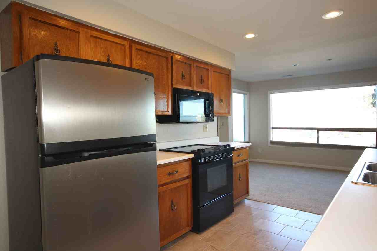 28303 Sound View Dr S #110 - Photo 5 of 16
