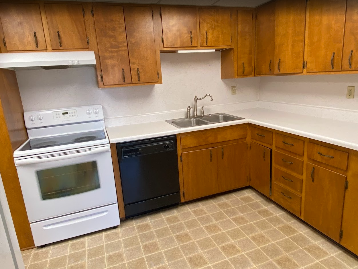 201 S Cravens St #4 - Photo 5 of 12