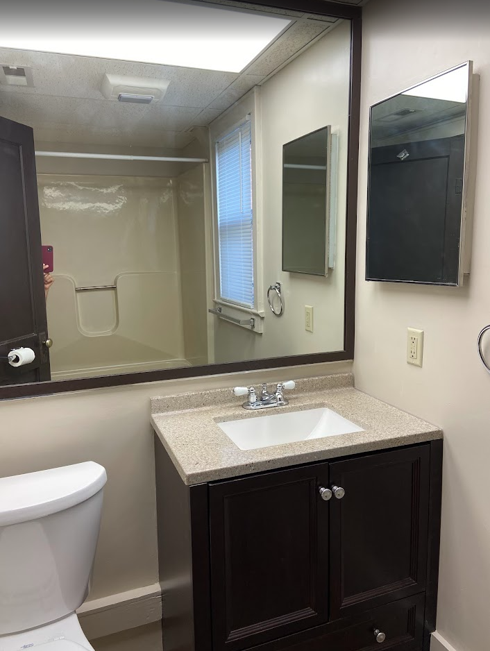 201 S Cravens St #4 - Photo 7 of 12