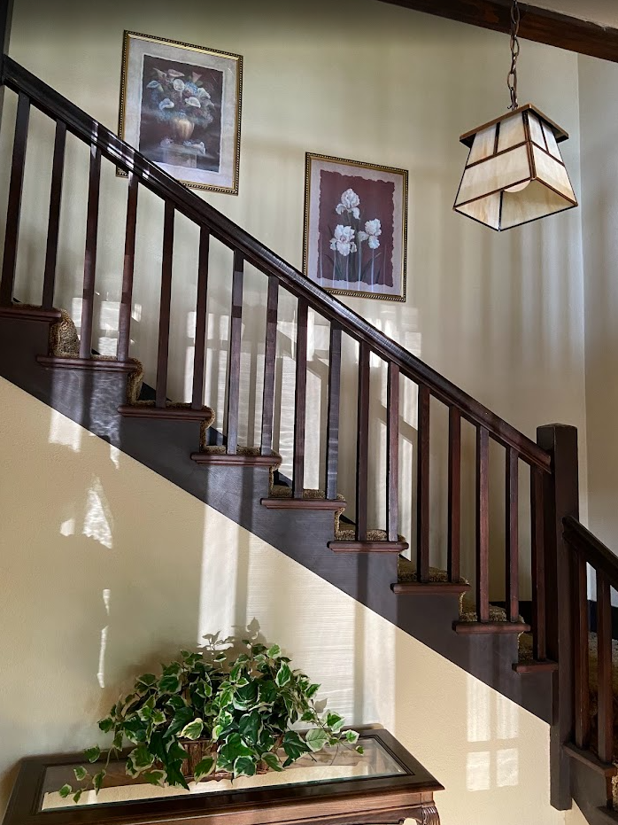 201 S Cravens St #4 - Photo 3 of 12