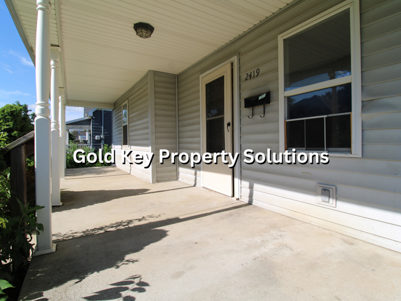 2419 Jackson St - Photo 4 of 20