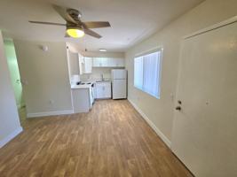 featured image of 201 E Yavapai Rd