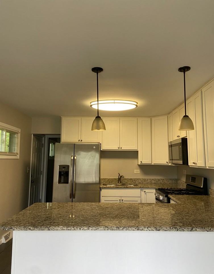 1100 Montesano Ave - Photo 5 of 17