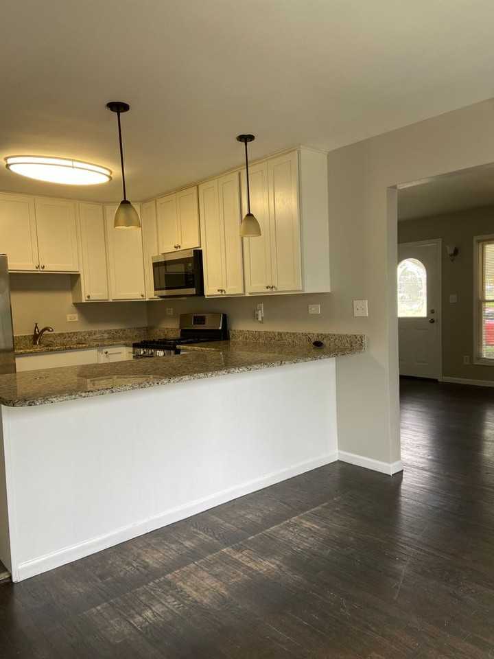 1100 Montesano Ave - Photo 6 of 17