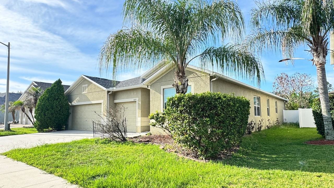 3723 Prescott Loop - Photo 3 of 50
