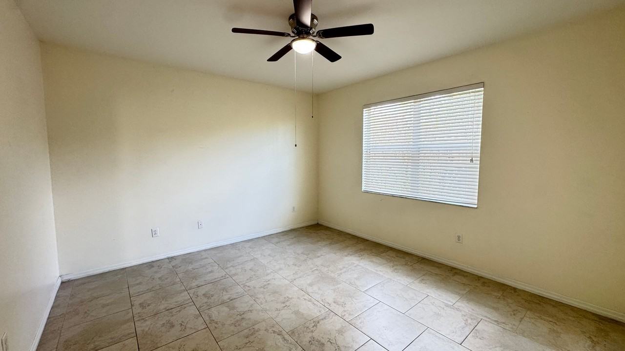 3723 Prescott Loop - Photo 5 of 50