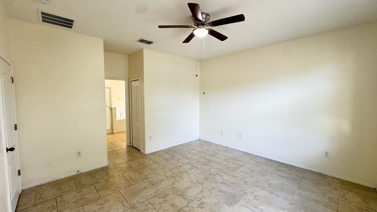 3723 Prescott Loop - Photo 7 of 50