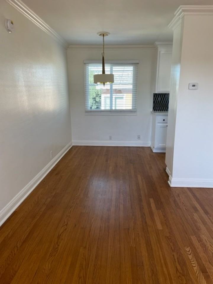 1023 E 1st St #16 - Photo 4 of 12