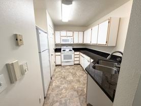 1308 Sw Cheltenham St #7 - Photo 1 of 1