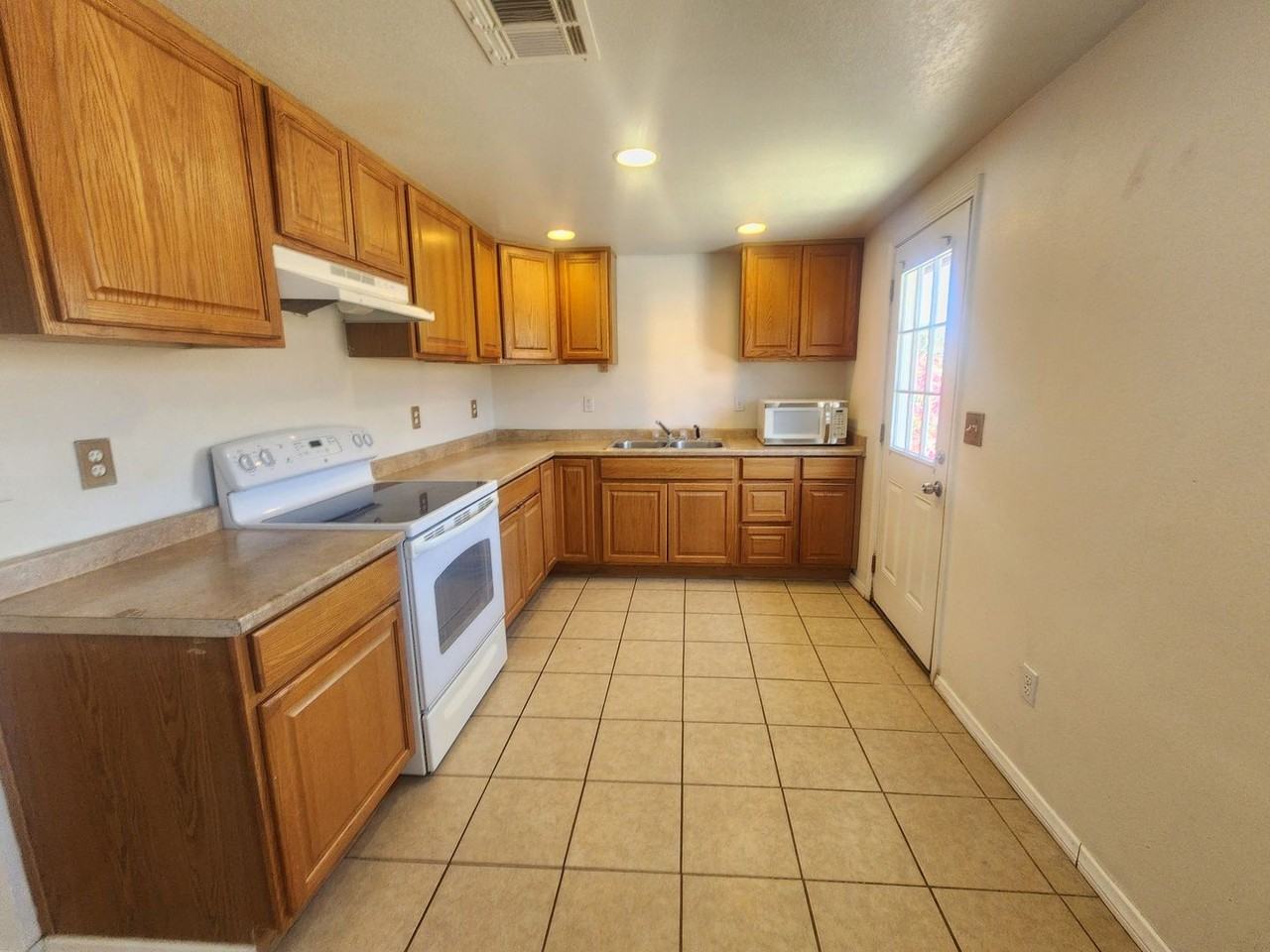 72649 Sullivan Rd - Photo 5 of 13