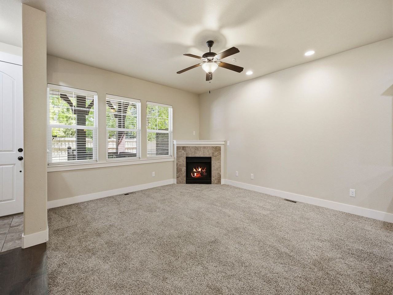 5850 Dripping Rock Ln Unit C104 - Photo 4 of 22